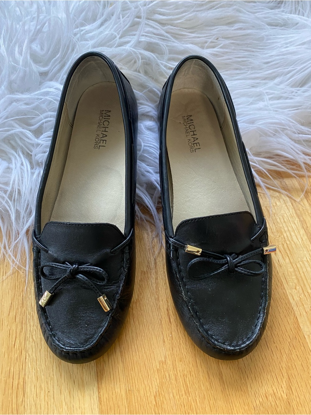 MICHAEL Michael Kors Black Leather Bow Moccasin Loafers